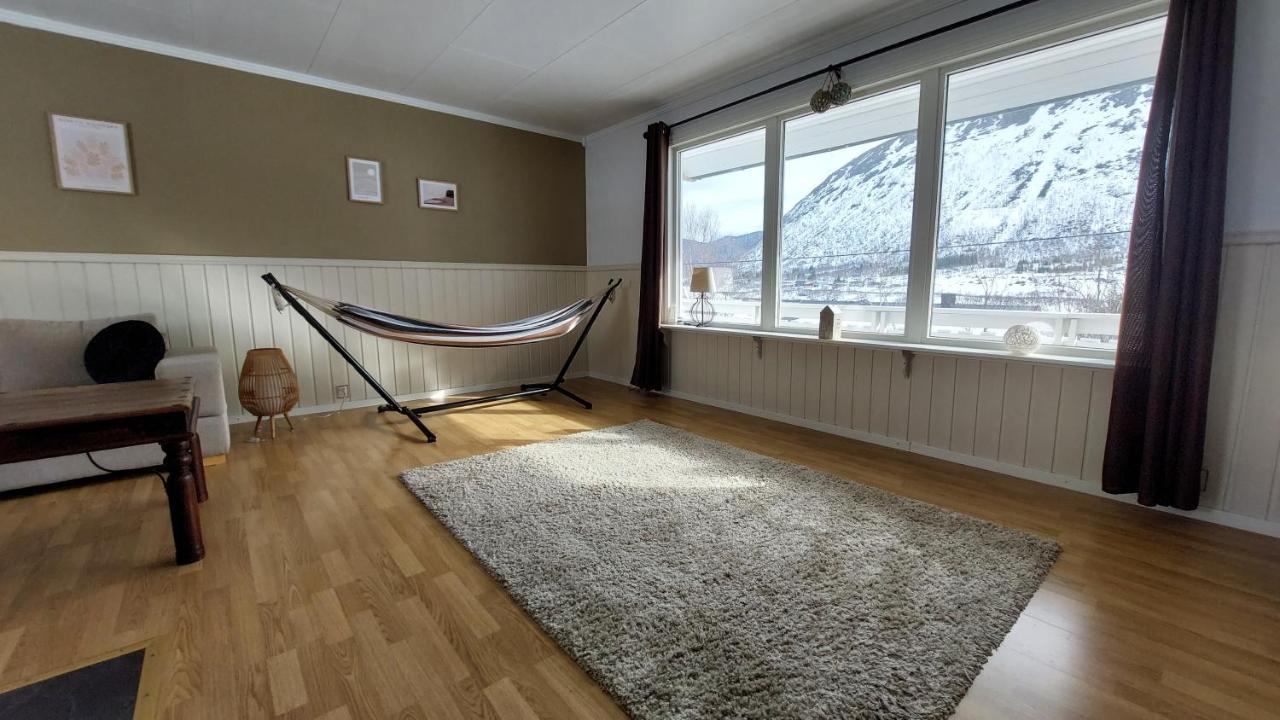Holiday Home On Senja Senjahopen Exteriör bild
